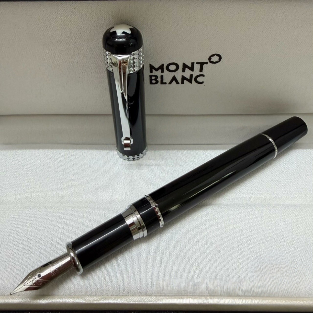 MB Meisterstuck Solitaire Doue Geometric Dimension Pen With Box