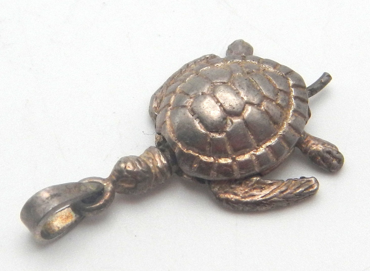 Vintage 925 Sterling Silver Detailed Articulated Moving Turtle Charm Pendant