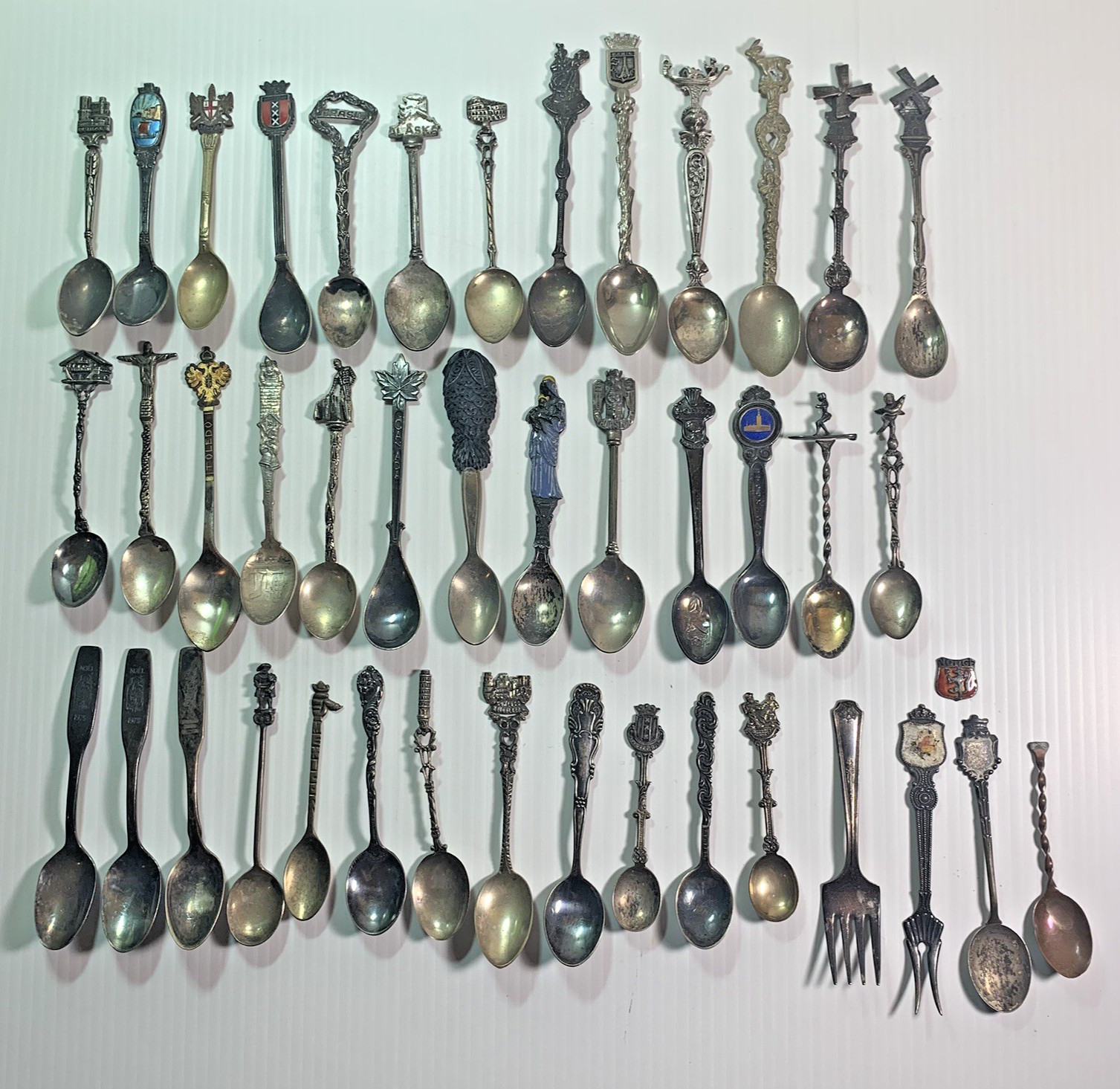 Vintage Souvenir Collector Spoons Teaspoon Forks Lot x42 Italy Mary Jesus Pisa