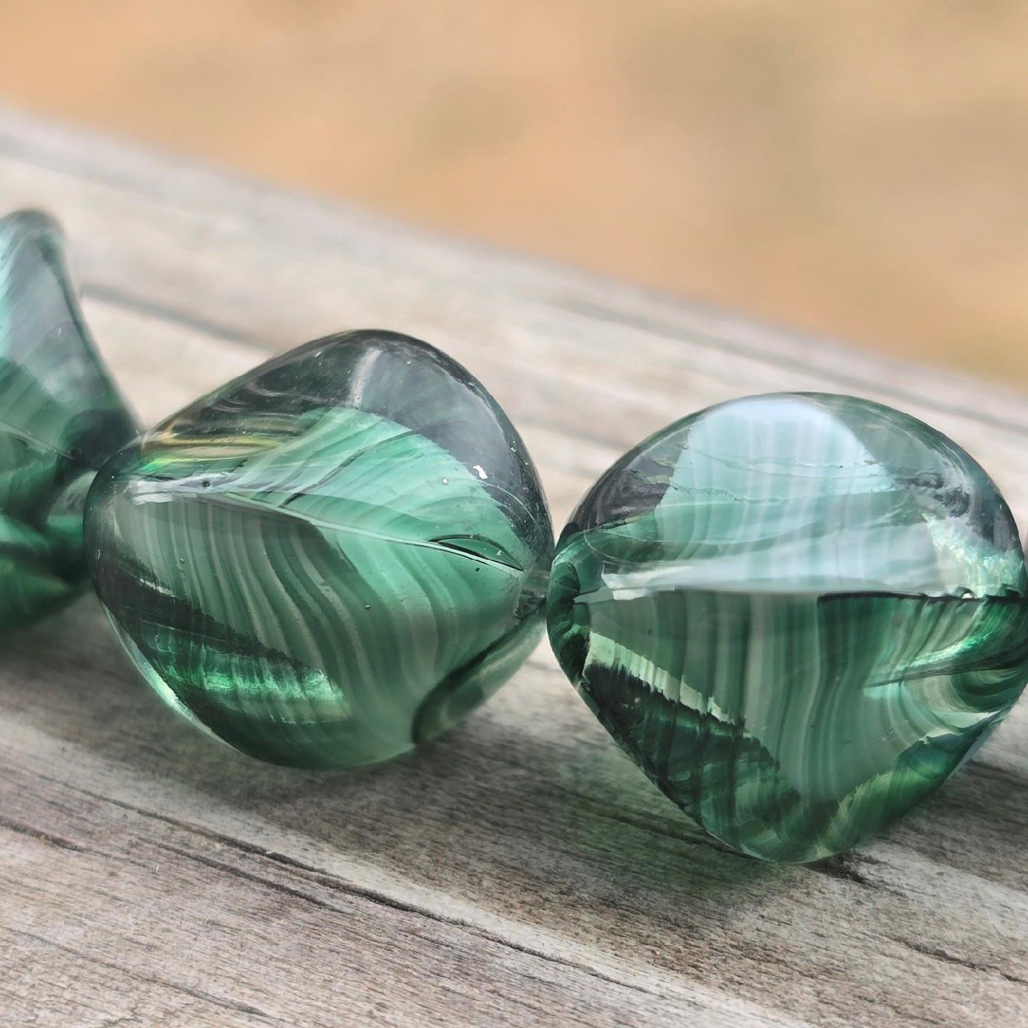 Beautiful Vintage German Glass Beads 13mm Green White Swirl Porphyry Chunky 6pc