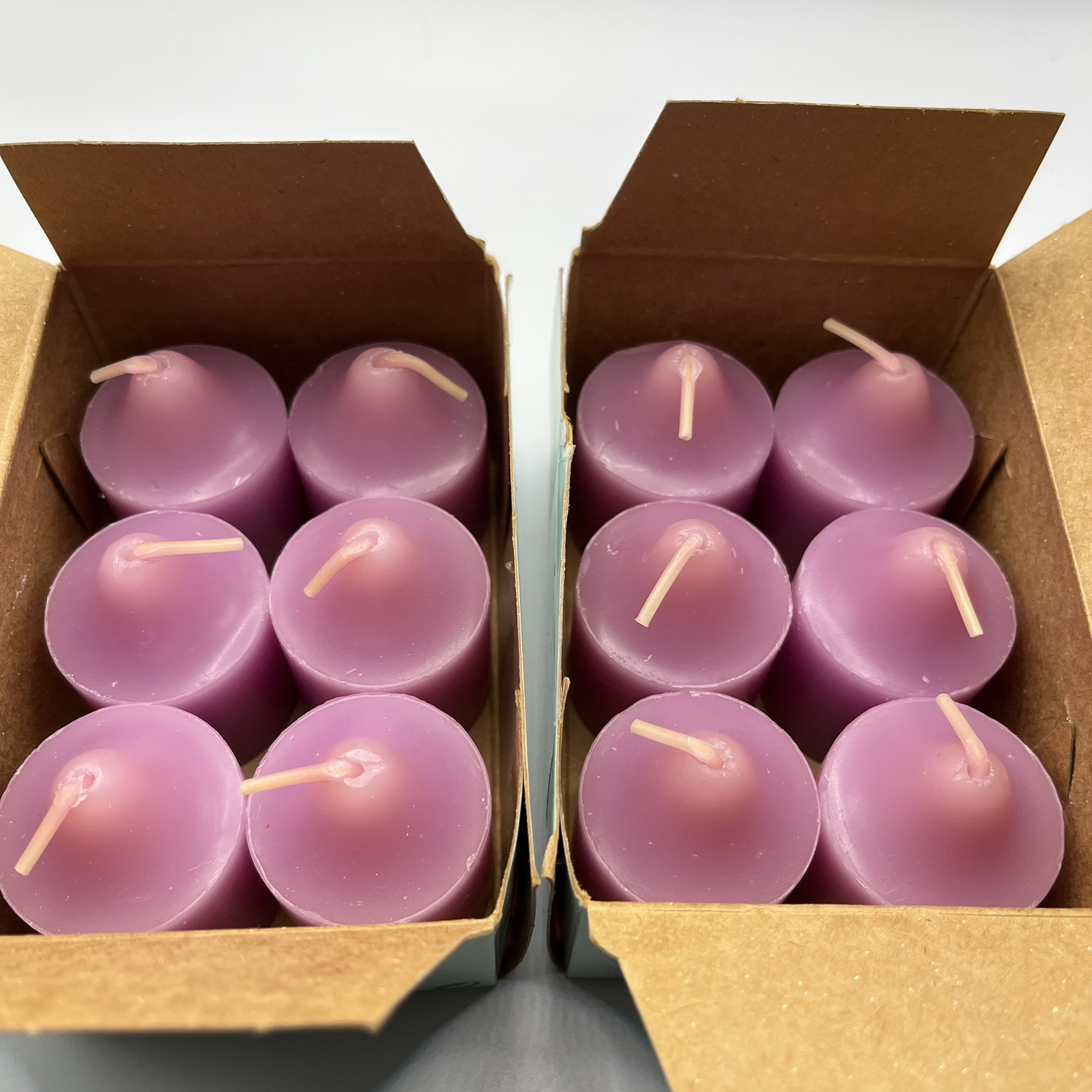 16 Partylite Votive Candles Purple  ORCHID Retired New Open Box V06672