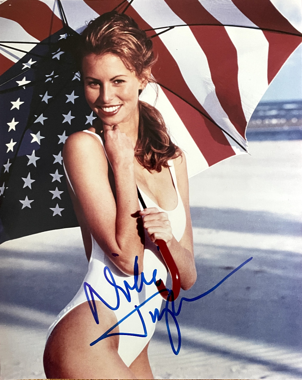 Autographed photo of Niki Taylor: All American model with a story to tell