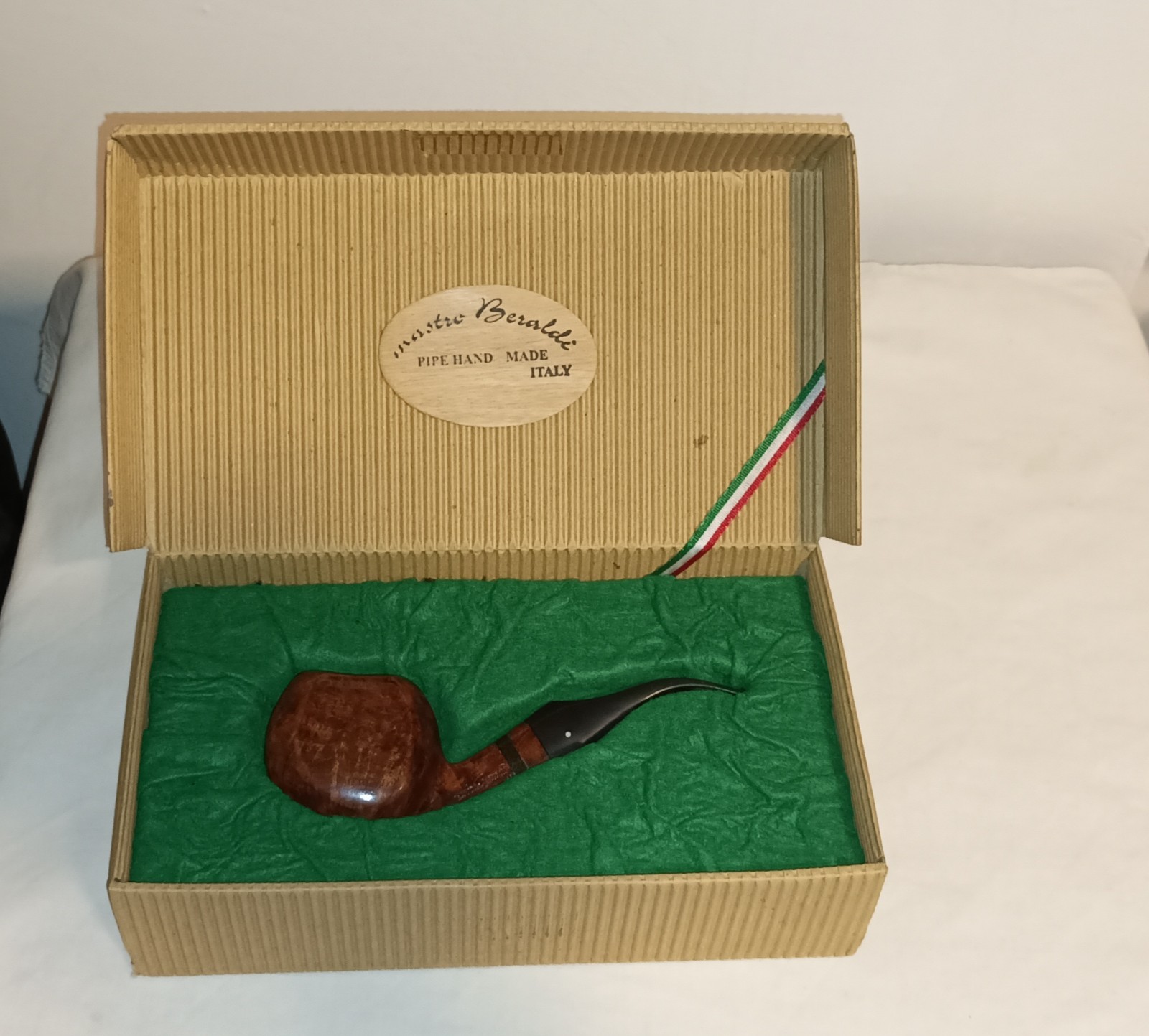 Beraldi Master Pipe Hand Made with Box Beraldi Master Pipe Hand Made with Box