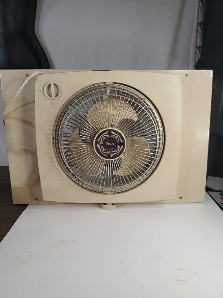 Vintage Sears Roebuck 2 Speed Window Fan USA Model 453-900900 -working 60s 70s