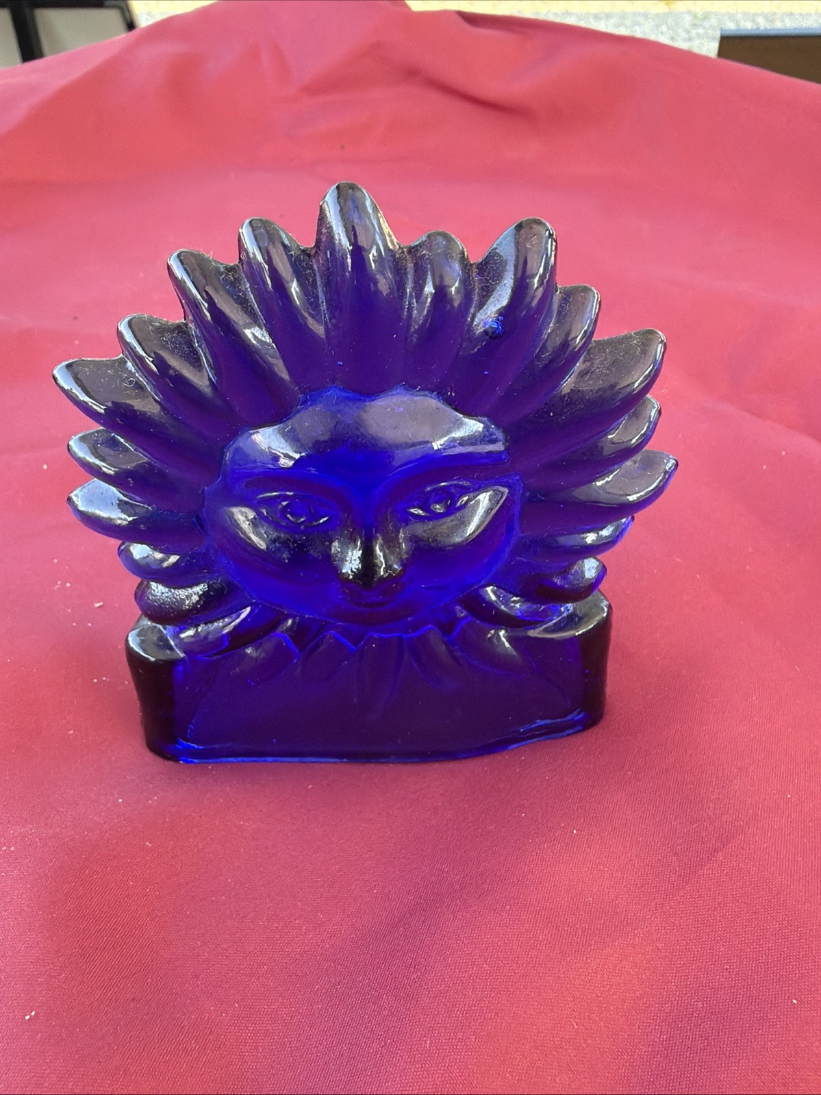 VINTAGE COBALT BLUYE PRESSED GLASS CELESTIAL SUN TEA LIGHT HOLDER (tb3.3)