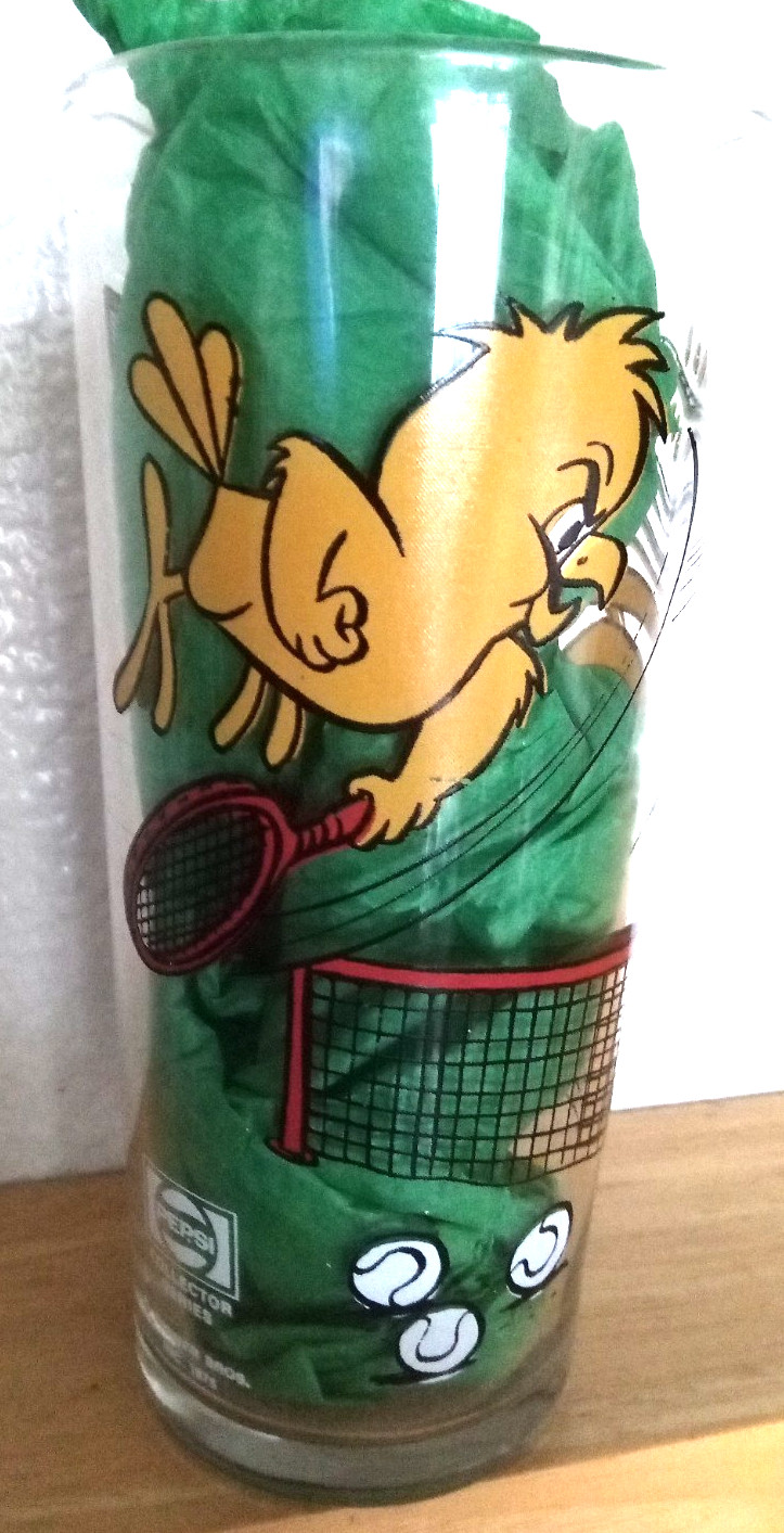 VNT 1976 Foghorn Leghorn, Henery Hawk Loony Tunes Glass Pepsi Collector Series