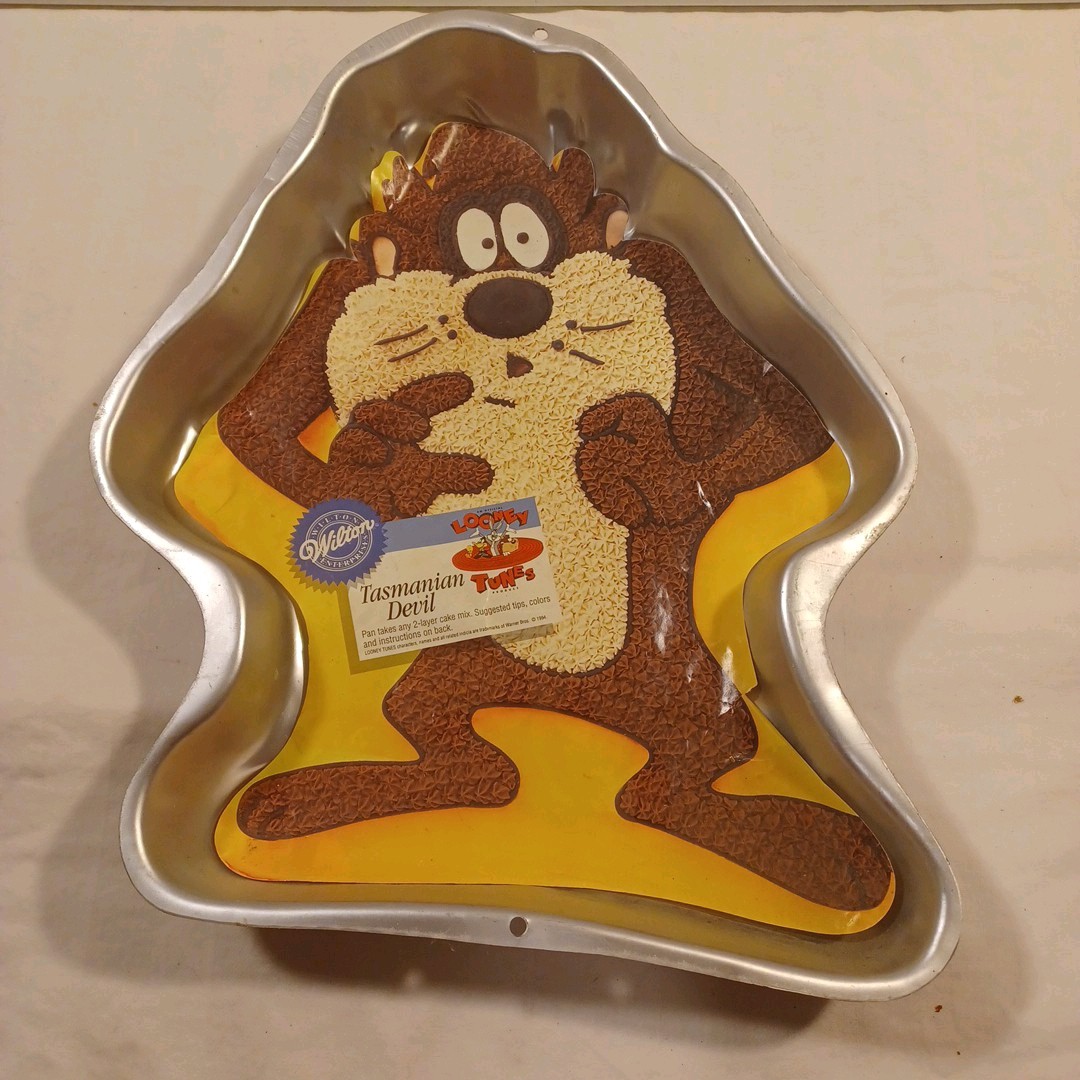 Taz Wilton 1995 Looney Tunes Tasmanian Devil Cake Pan Mold 2105-1236 Taz Taz Wilton 1995 Looney Tunes Tasmanian Devil Cake Pan Mold 2105-1236 Taz