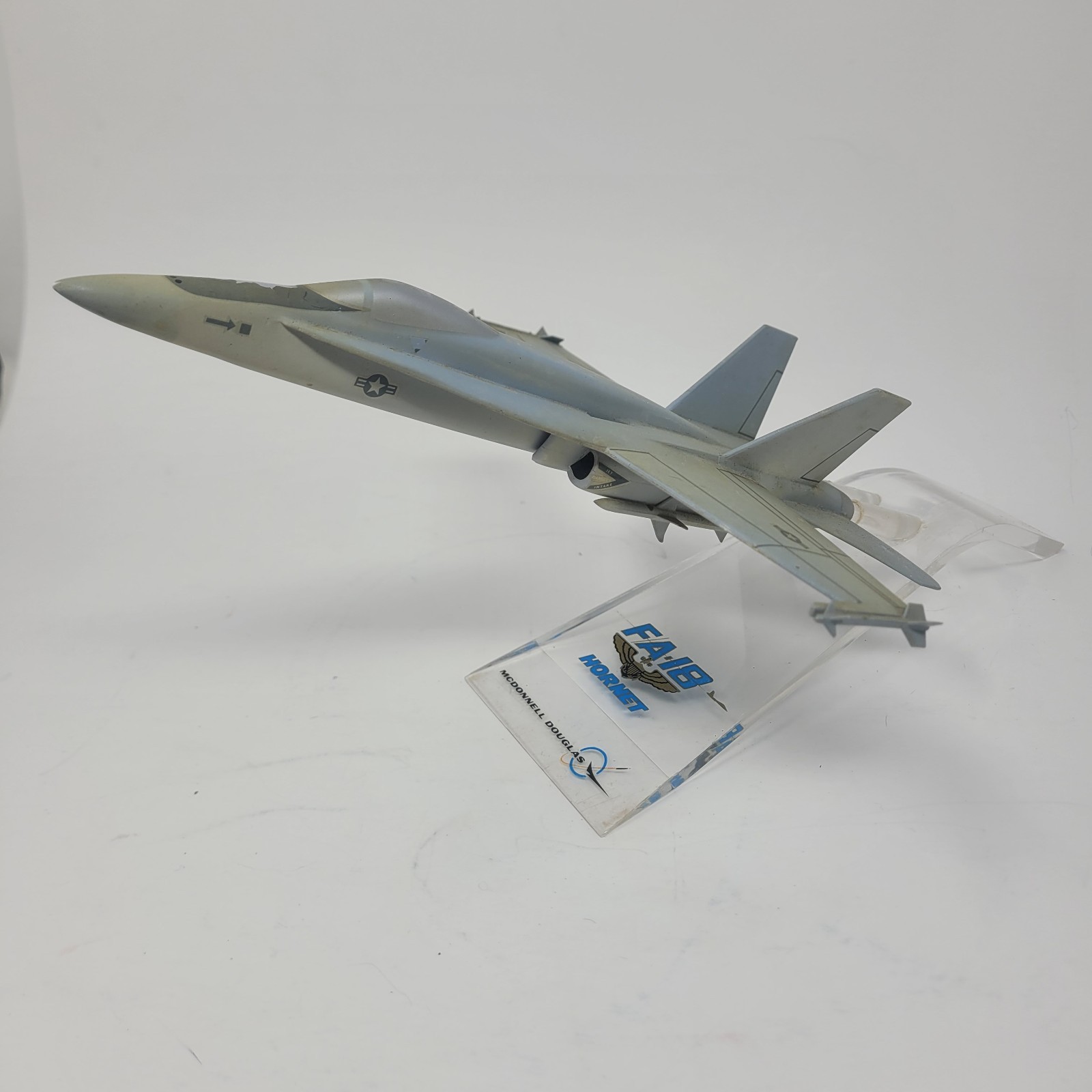 Vintage Topping Precise Models F-18 FA-18 Hornet McDonnell Douglas Desk Model