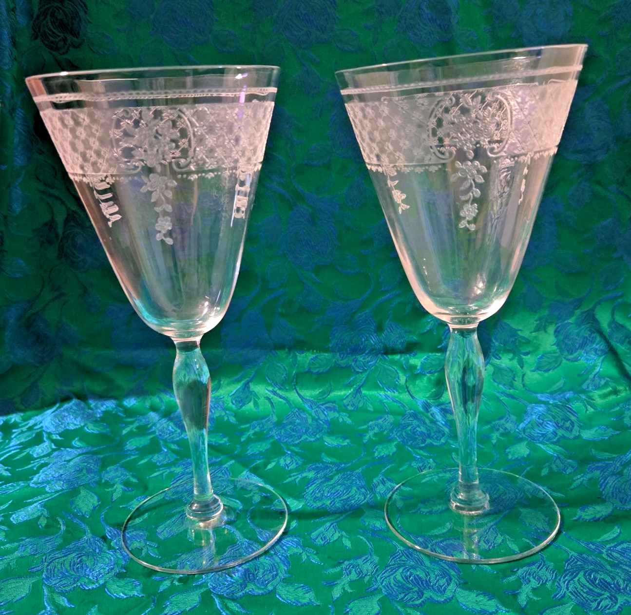 2 Fostoria Washington Etch # 266 Water Goblets 7.5\