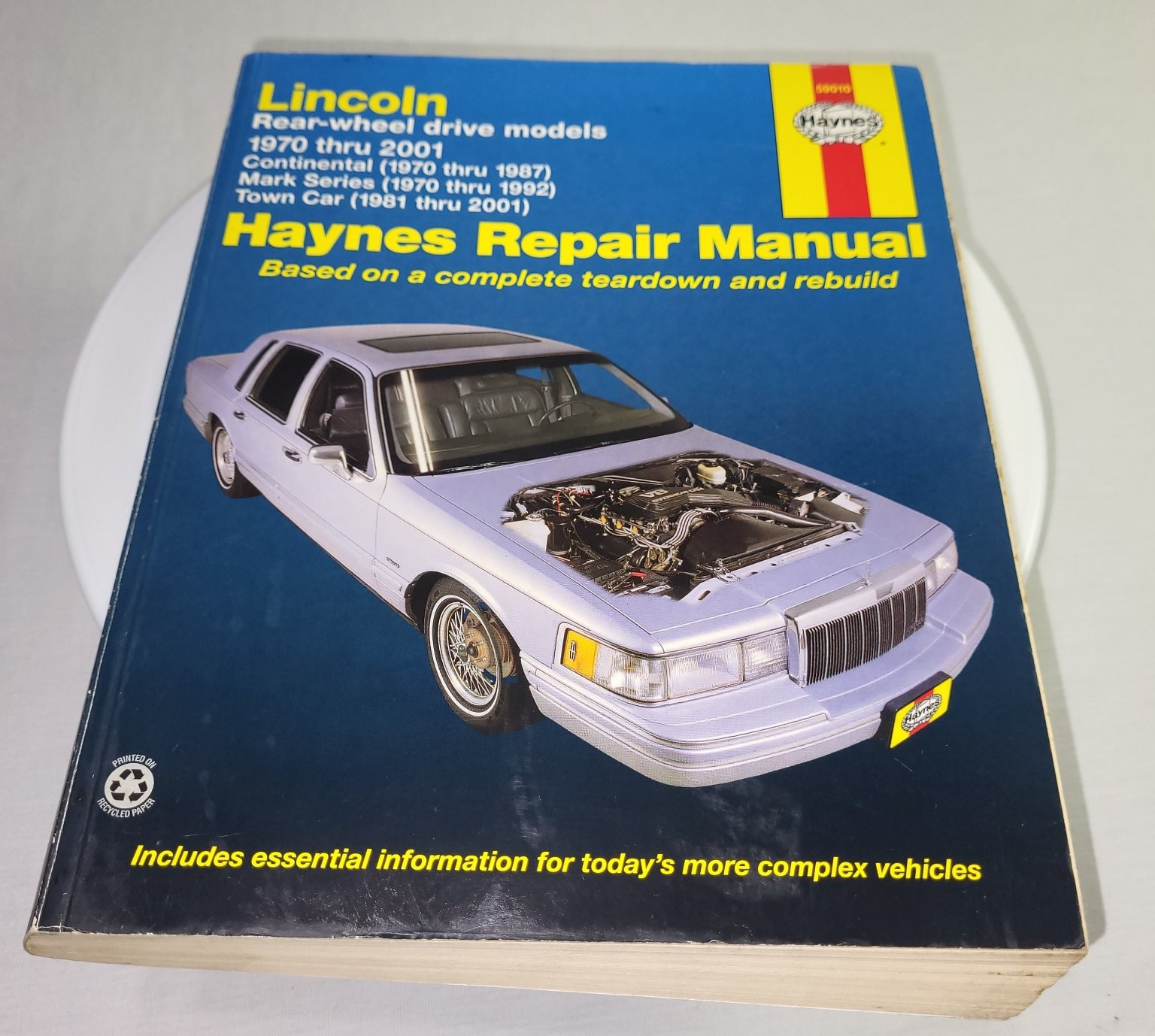 Lincoln Rear-wheel Drive Models Haynes Repair Manual 2001 Vintage