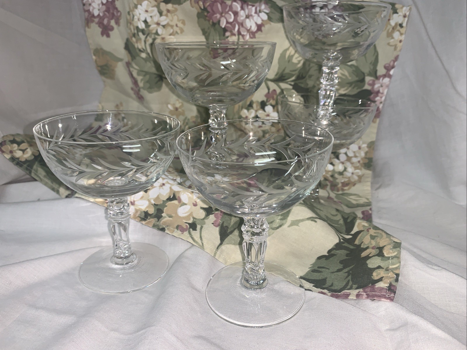 Fostoria Holly Sherbet/Coupe Glasses Set Of 5 From 1946 Fostoria Holly Sherbet/Coupe Glasses Set Of 5 From 1946