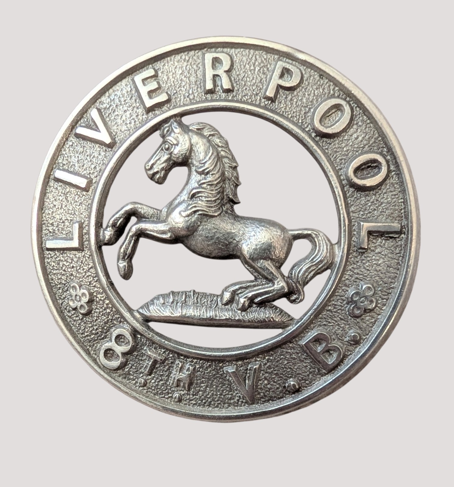 Original 8th Volunteer Bn The King's (Liverpool) Regt White Metal Sporran Badge 