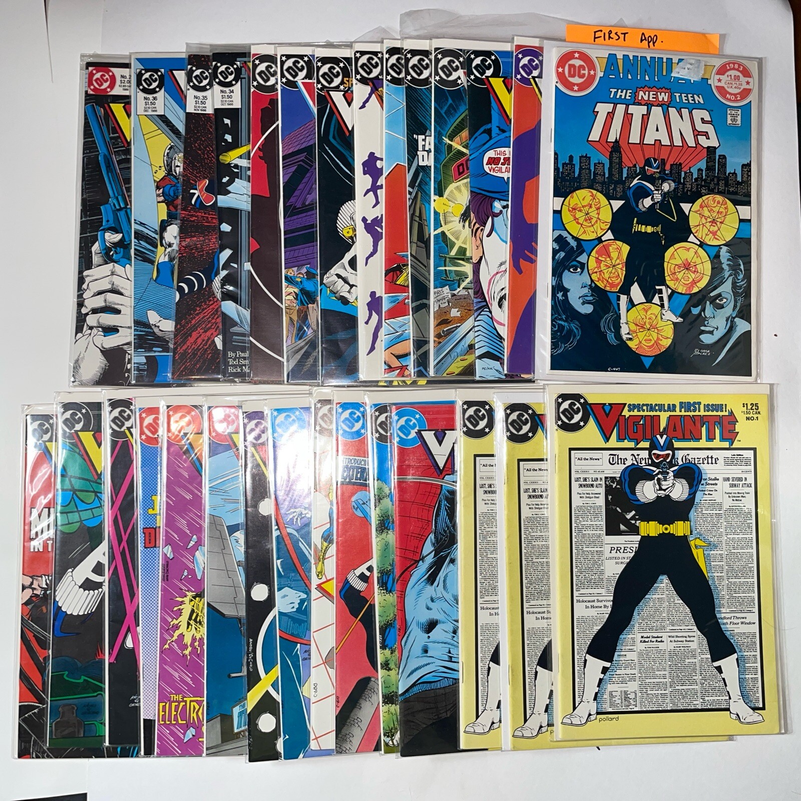 Vigilante 1-22, (3-1's), 34,35,36,39,48 ann 2, VFN ,key 1st Teen Titans 2 Ann
