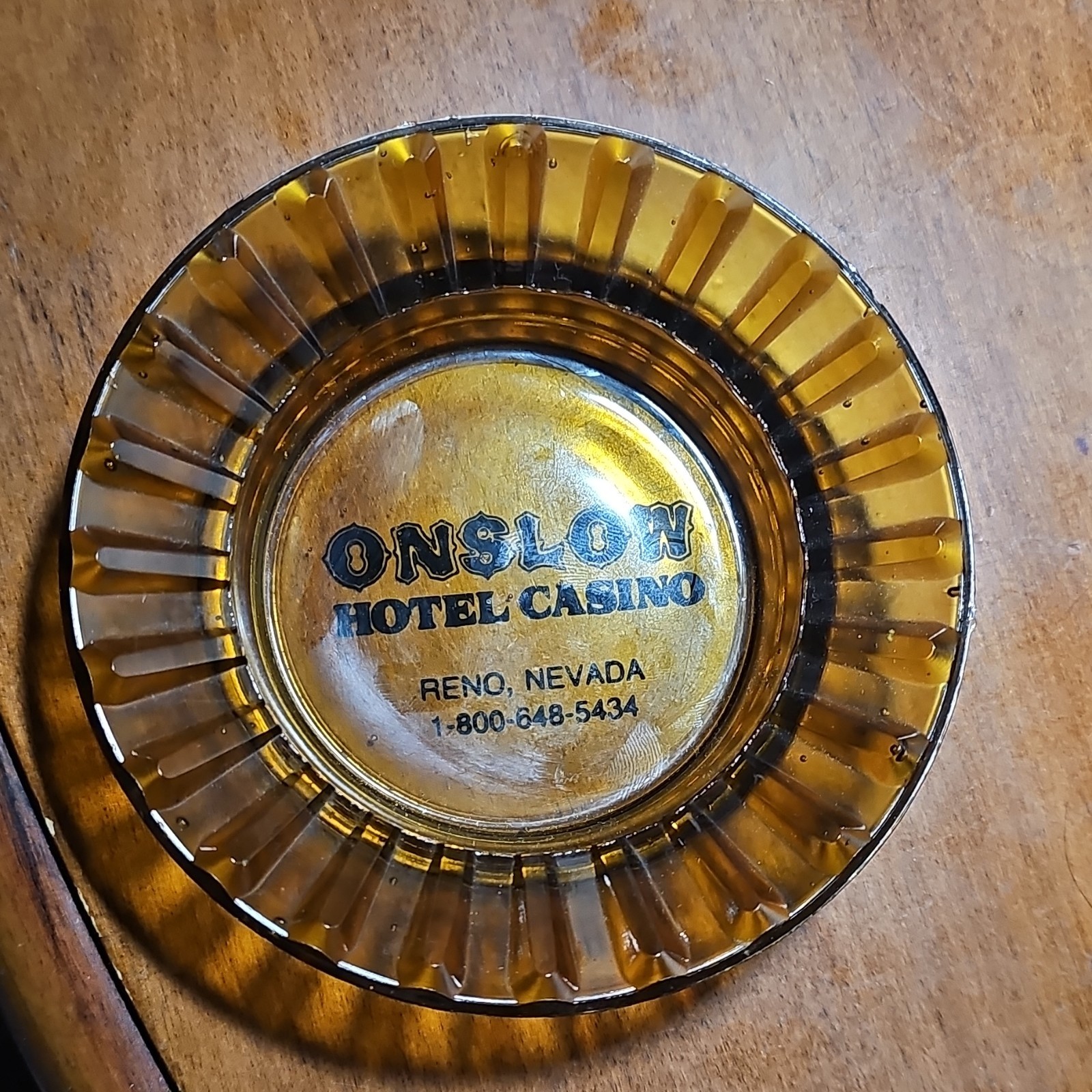 Onslow Hotel Casino Reno Nevada Amber Glass Ashtray Casino Theme Onslow Hotel Casino Reno Nevada Amber Glass Ashtray Casino Theme