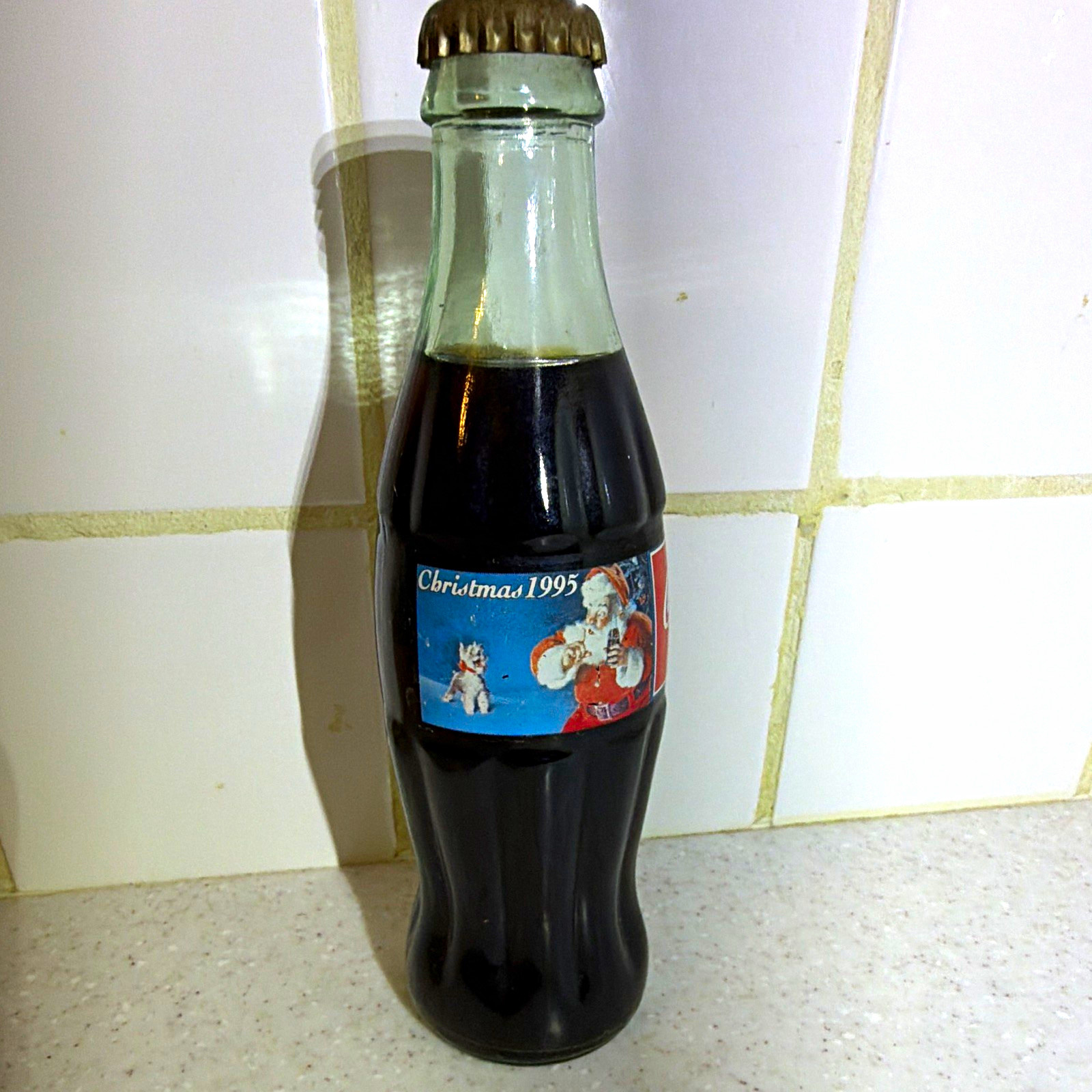 Coca-Cola Classic Christmas 1995 8 fl oz Clear Glass Contour Soda Bottle