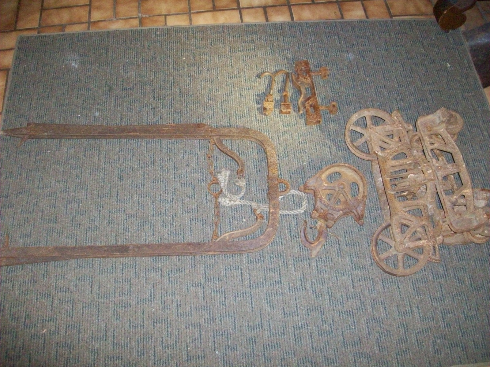 Antique James Way Jamesway Barn Hay Trolley Cast Iron Pulley COMPLETE SYSTEM