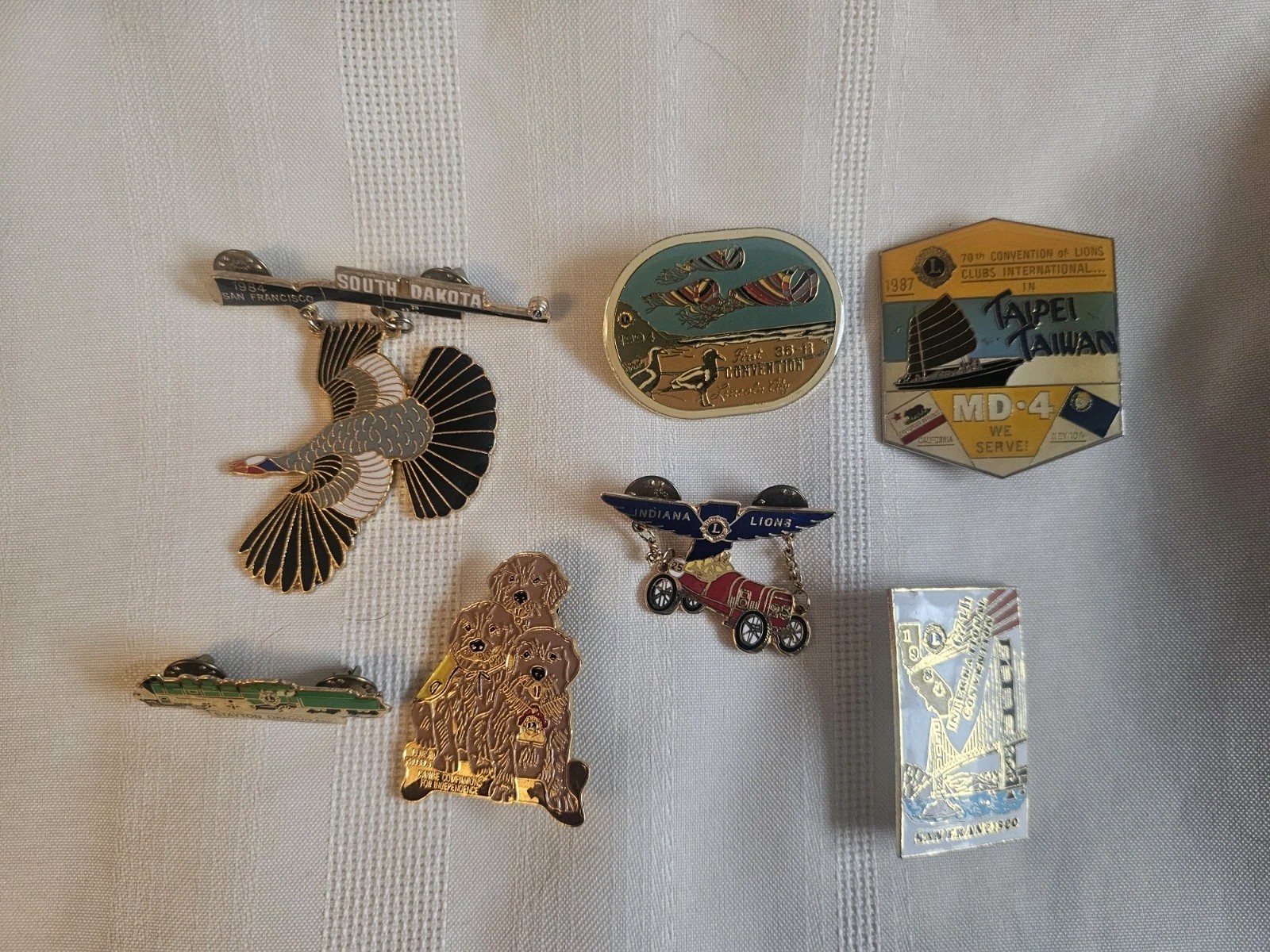 Vintage Lions Club Pins Lot San Francisco - Indiana - Oregon - Taiwan - S Dakota