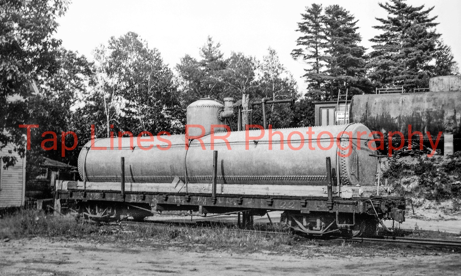 Bridgton & Harrison #22 a  2\' Gauge Tank Car Bridgton ME 8-12-1936 New 5x8 Photo