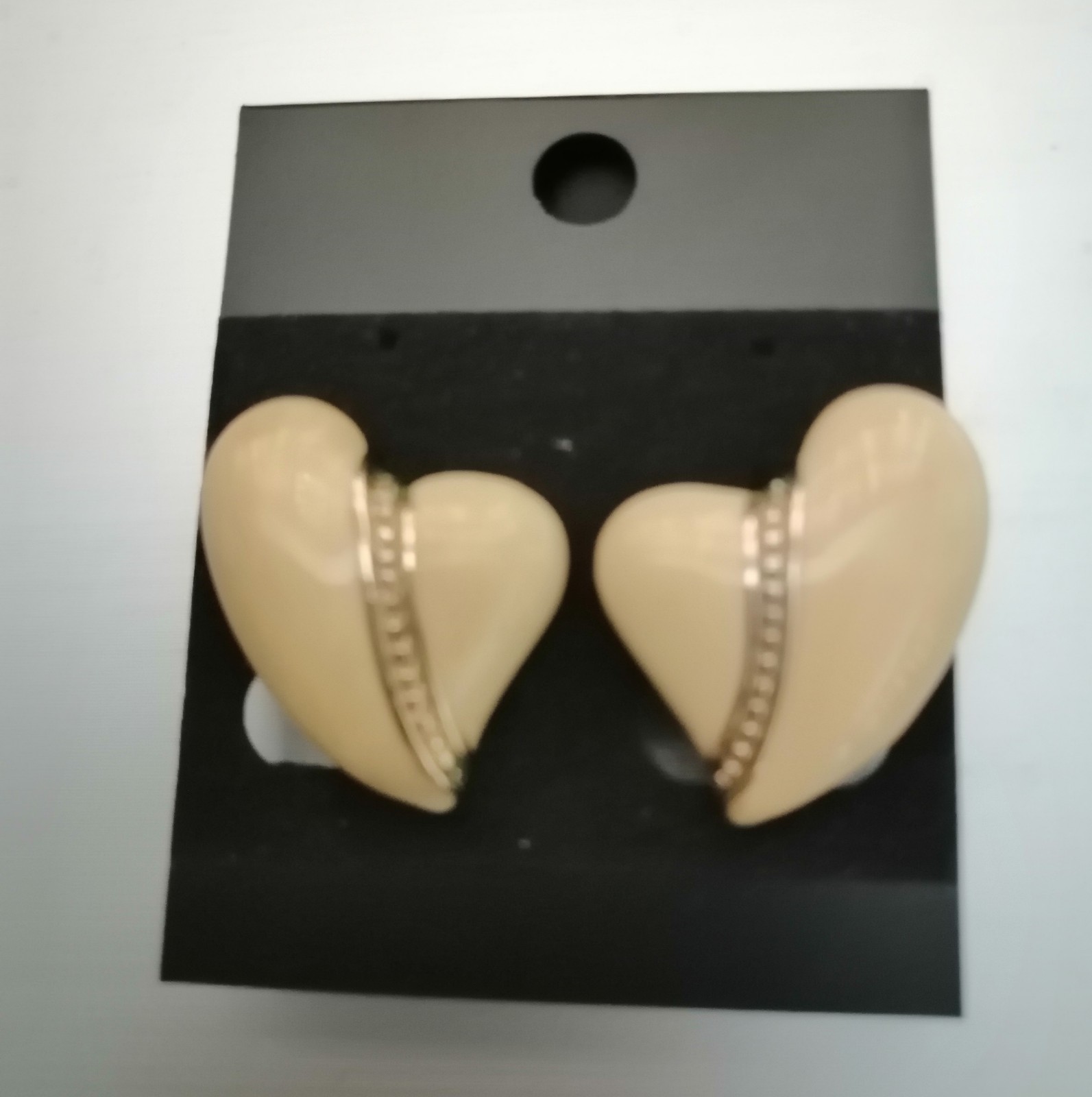 Vtg Enamel Heart Earrings Clip On