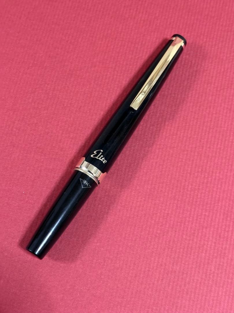 Pilot Elite 18K 750 Gold M Nib Vintage Fountain Pen Black Gold Japan