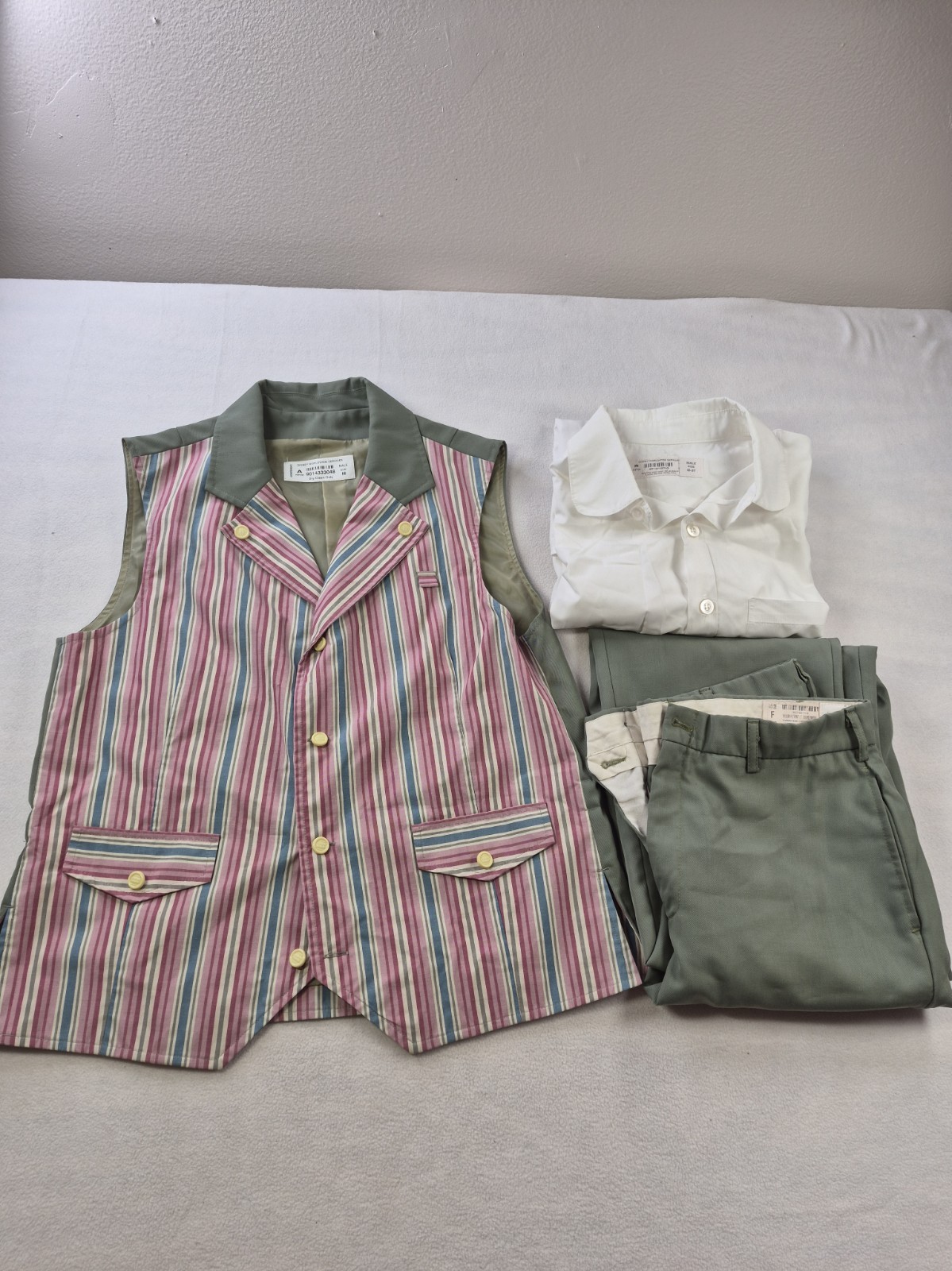 Disney World Magic Kingdom Main Street USA Cast Member Costume Uniform 3pc Mens