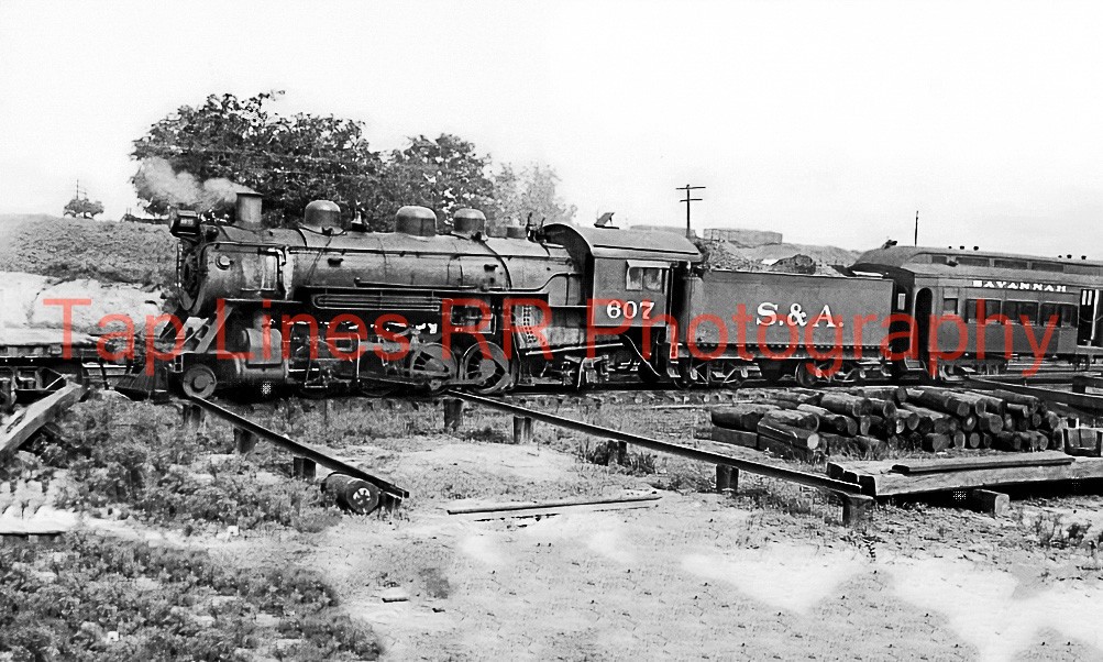 Savannah & Atlanta #607 2-8-2 circa 1940 New 5x8 Photo