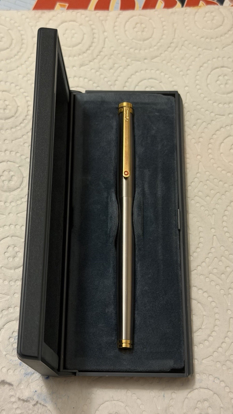Vintage Rotring Pen (Germany) Vintage Rotring Pen (Germany)