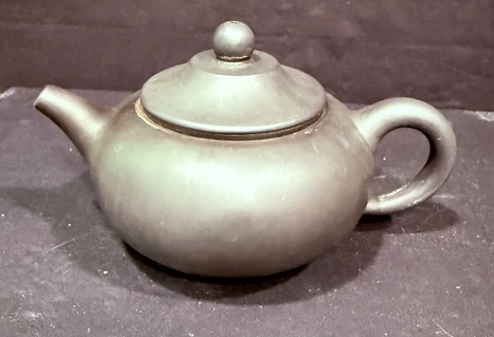 Marked Chinese Yixing Zisha Green Clay Teapot Matte Finish Exquisite Marked Chinese Yixing Zisha Green Clay Teapot Matte Finish Exquisite