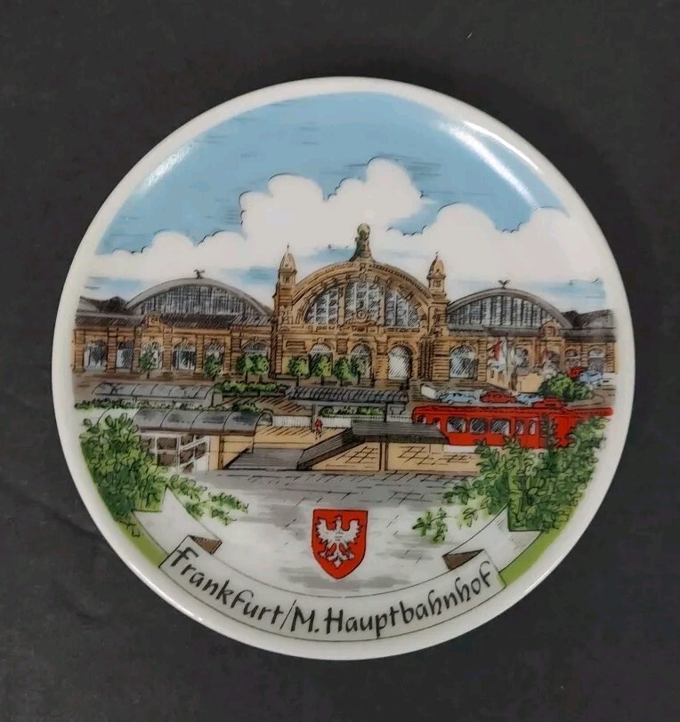 Bavaria Kleiber Frankfurt M.Hauptbahnhof Porcelain Plate Souvenir 4\