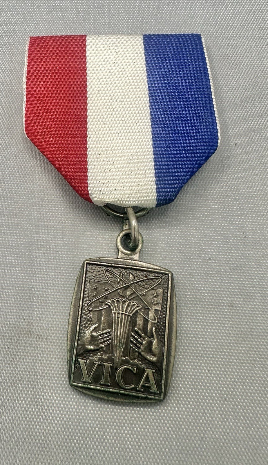 Vintage VICA Vocational Industrial Clubs of America medal (2o)
