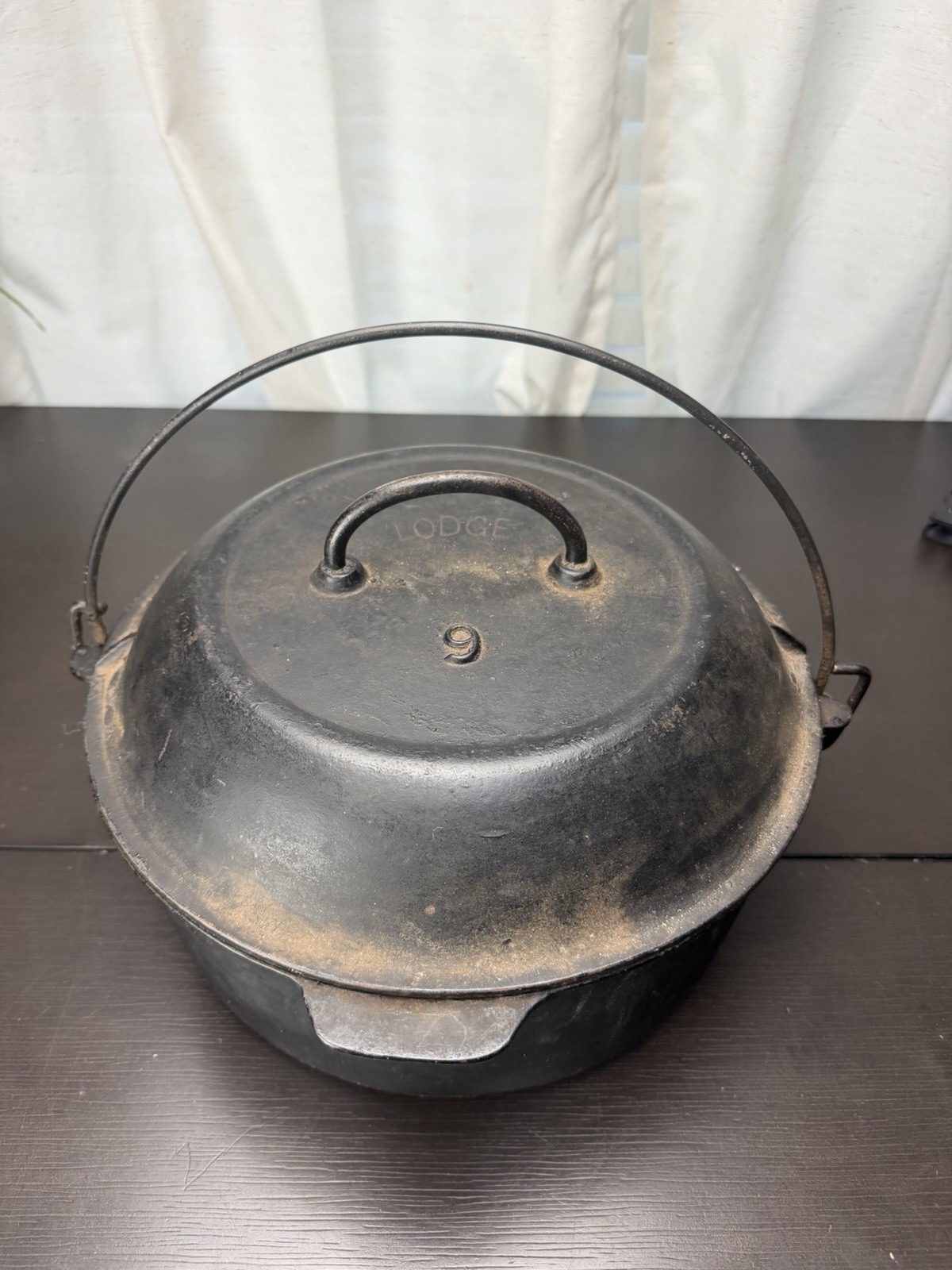 Vintage Lodge Large Cast Iron Dutch Oven Pot Marked 9 CO USA W/ Lid