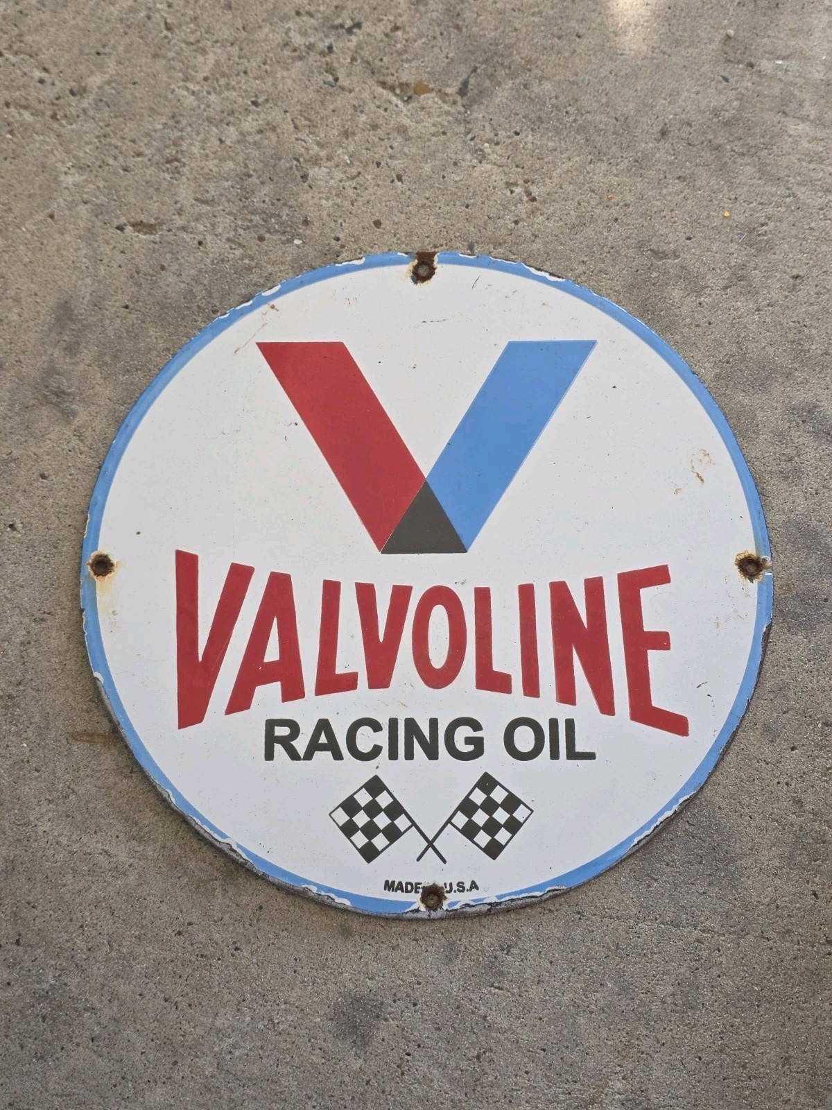 OLD VINTAGE 1950'S VALVOLINE RACING OIL PORCELAIN GAS PUMP 12