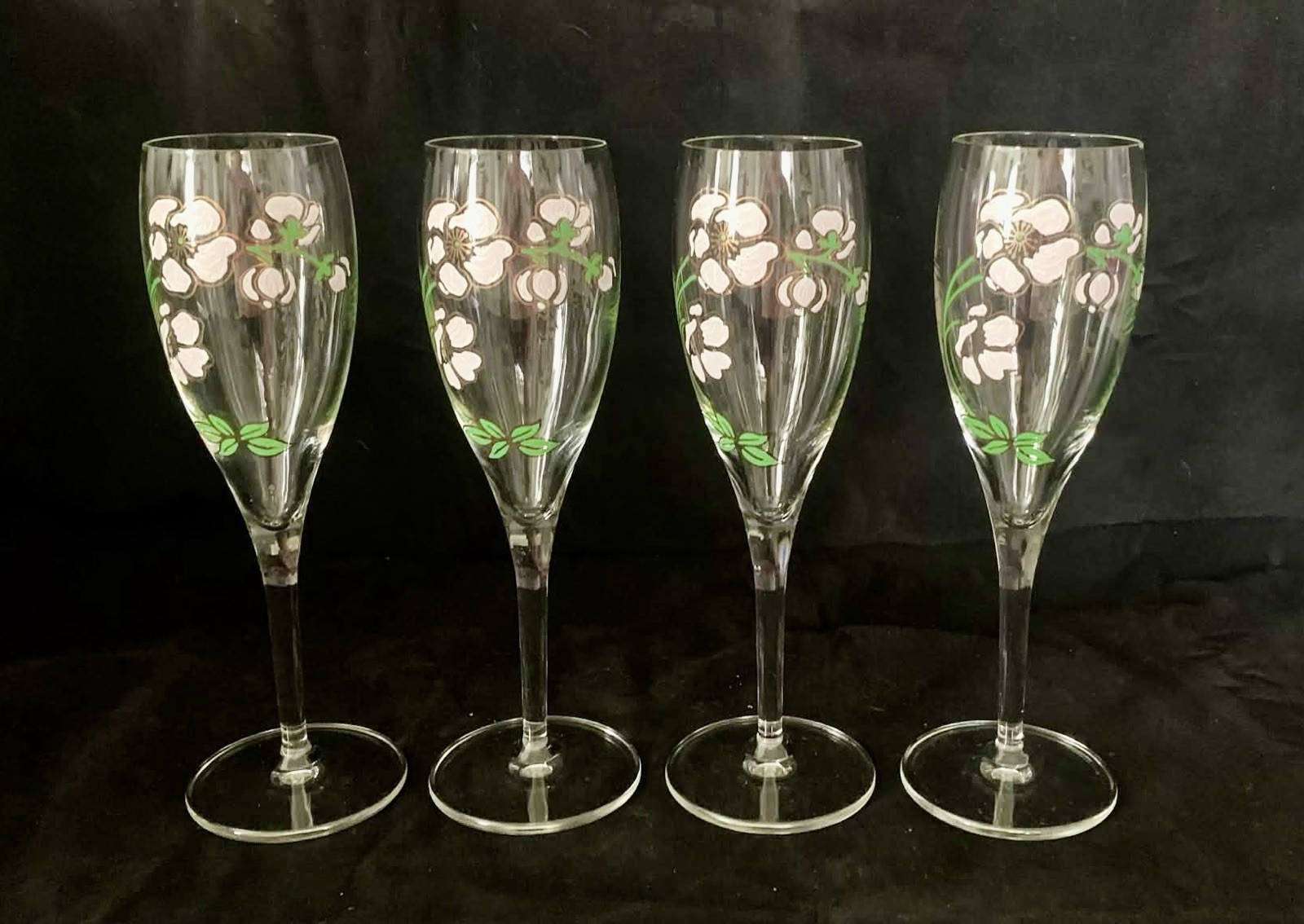 Set Of 4 PERRIER JOUET ~ Hand Painted Anemone Flower CHAMPAGNE FLUTE 4oz France Set Of 4 PERRIER JOUET ~ Hand Painted Anemone Flower CHAMPAGNE FLUTE 4oz France