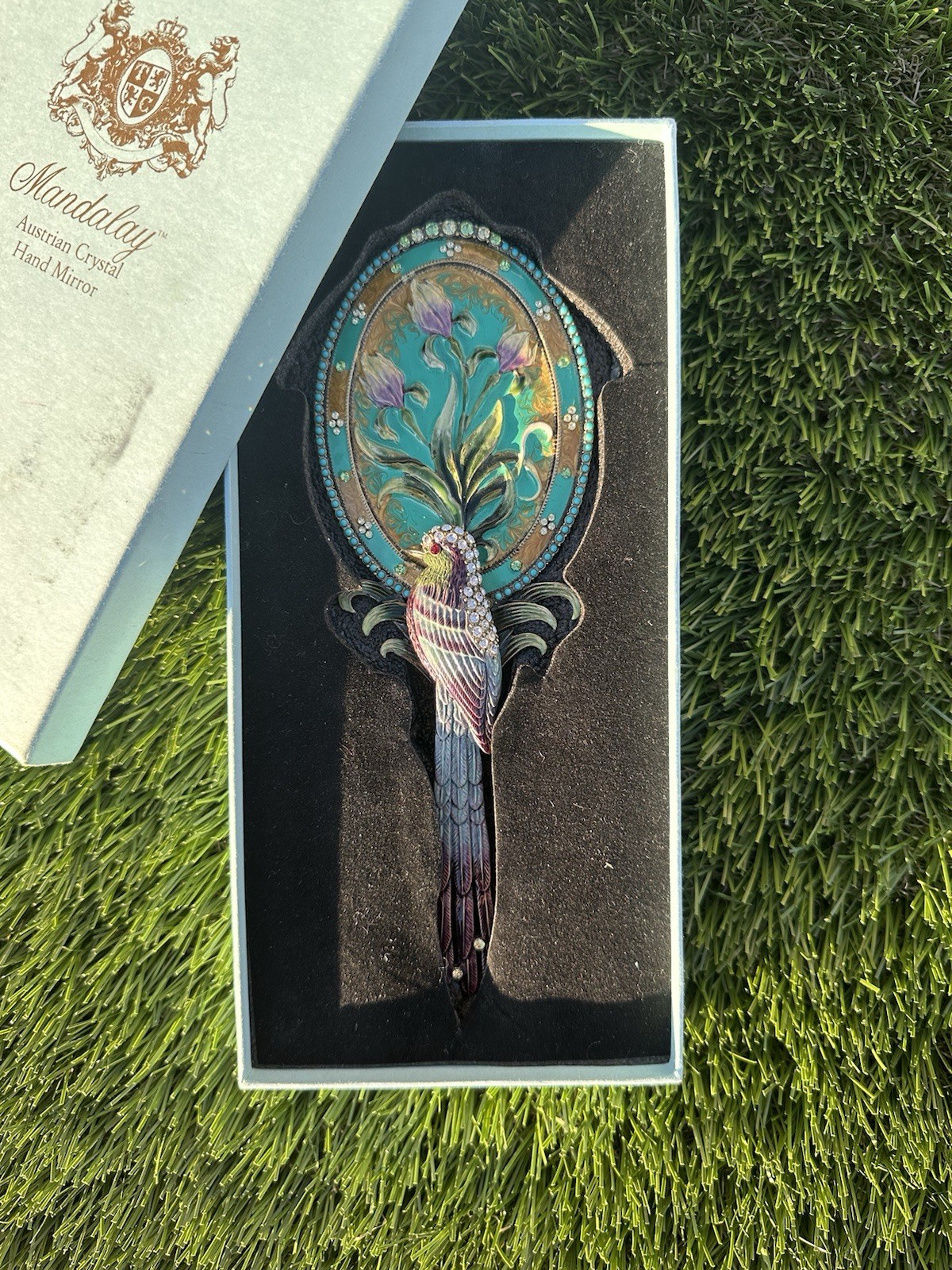 ⭐️ Two's Company Mandalay Austrian Crystal Hand Mirror⭐️