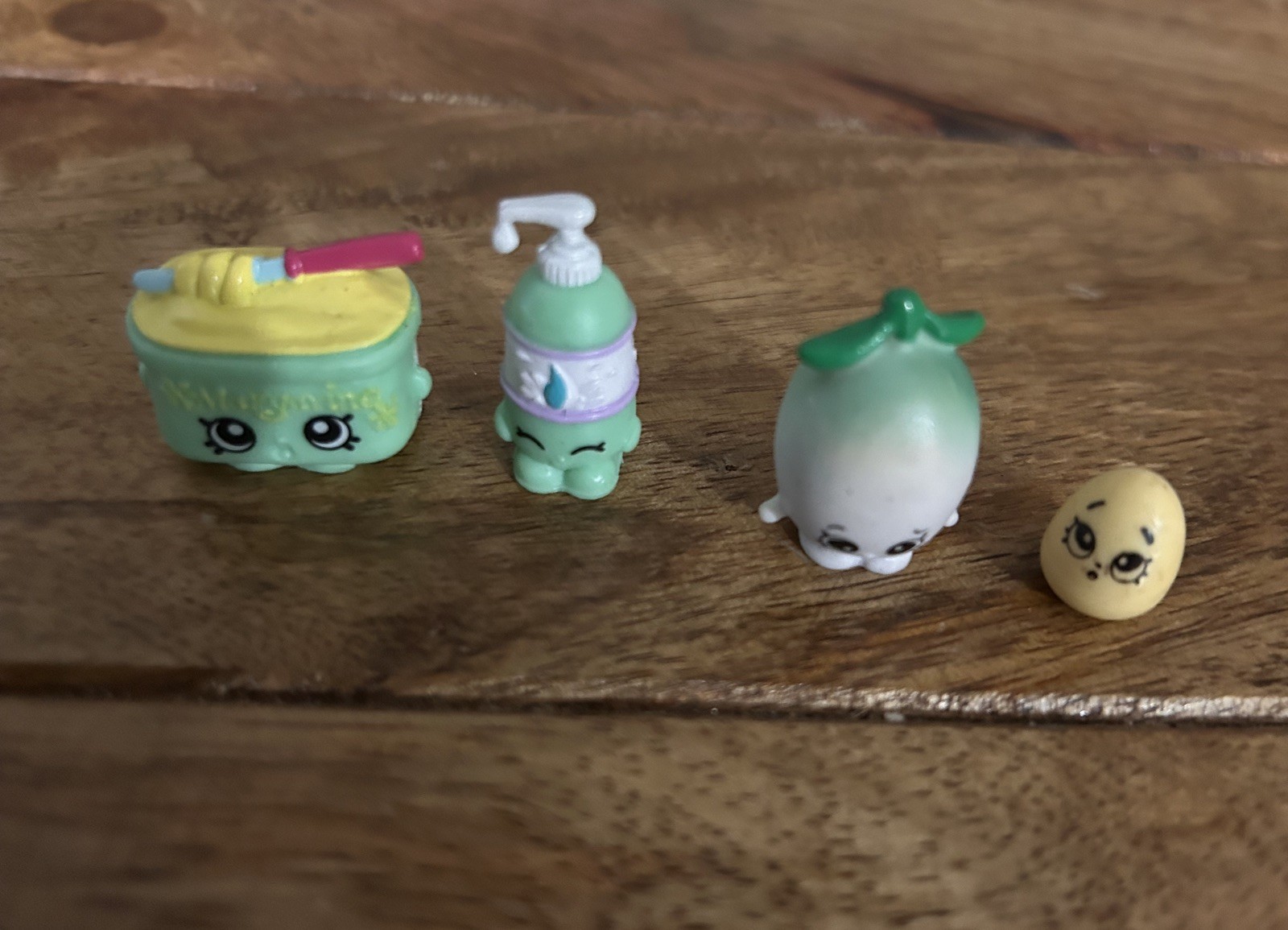 Shopkins Miniatures Ultra Rare Lot of 4
