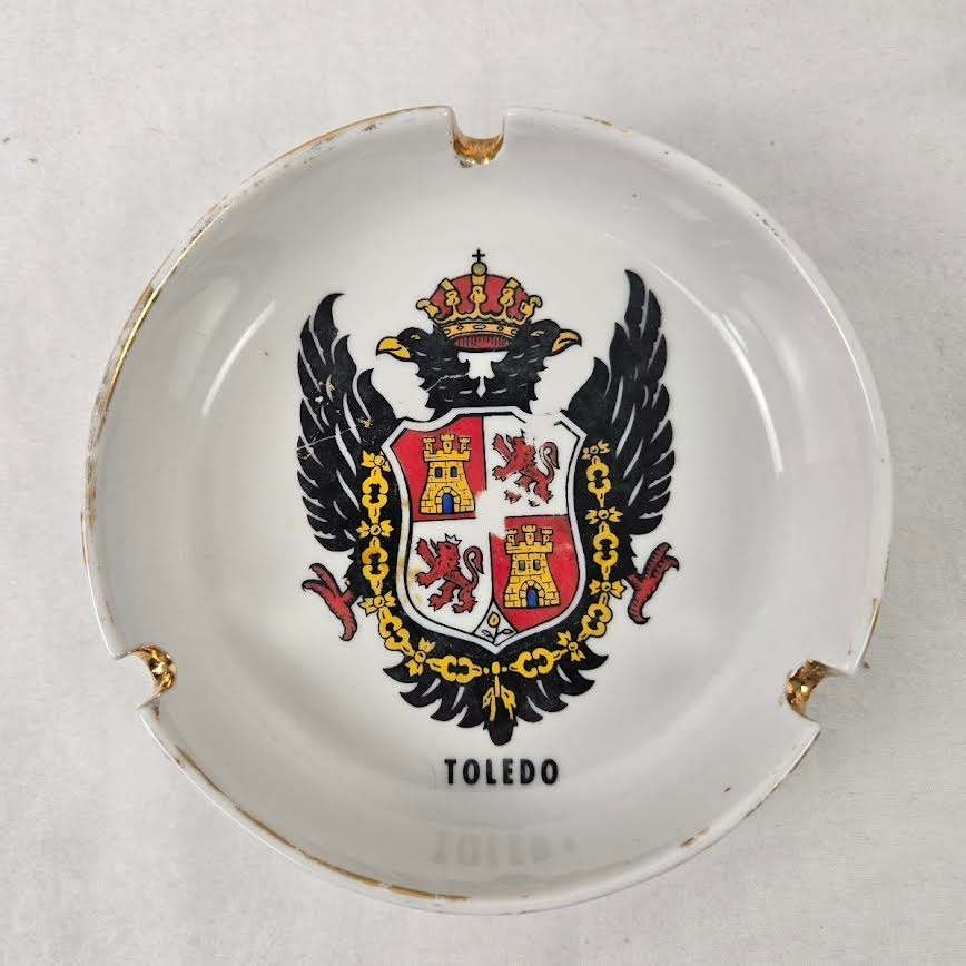 Vintage Toledo Spain Coat of Arms Ceramic Ashtray Hand Decoraciones Aluri Oviedo Vintage Toledo Spain Coat of Arms Ceramic Ashtray Hand Decoraciones Aluri Oviedo