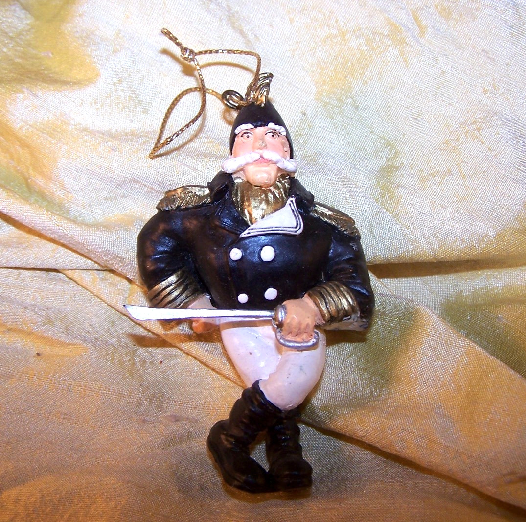 NICE Vanderbilt University resin Commodore mascot Christmas ornament 3 1/4\
