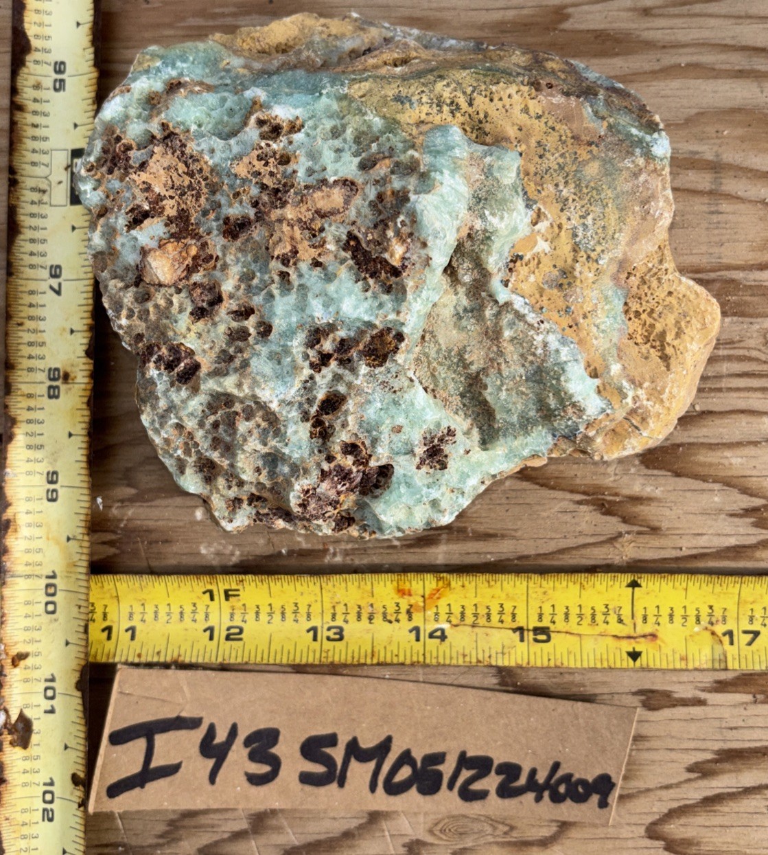 Smithsonite Rough 2 Pounds 2 Ounces Smithsonite Rough 2 Pounds 2 Ounces