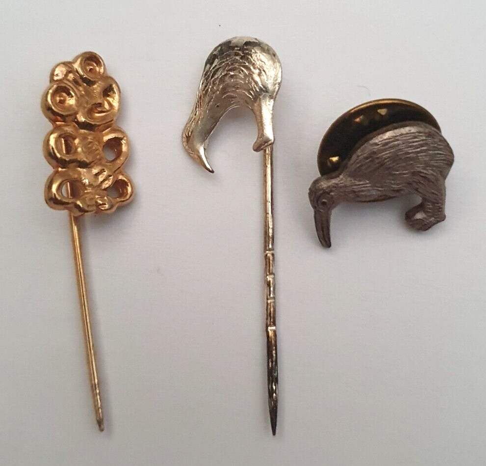 3 x Vintage New Zealand Tourist Souvenir Pin Badges Brooches. Kiwi. 3 x Vintage New Zealand Tourist Souvenir Pin Badges Brooches. Kiwi.