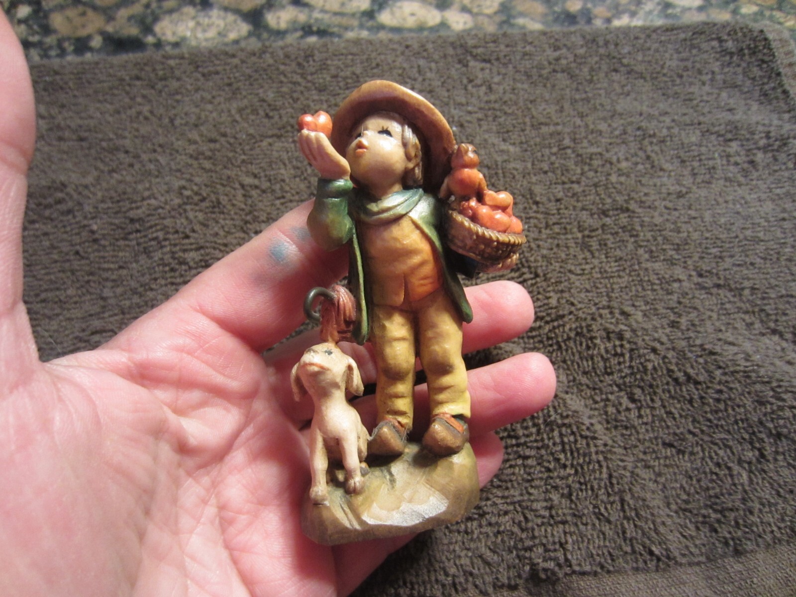 NWT Andri Italy wood hand carved small figuirne NWT Andri Italy wood hand carved small figuirne