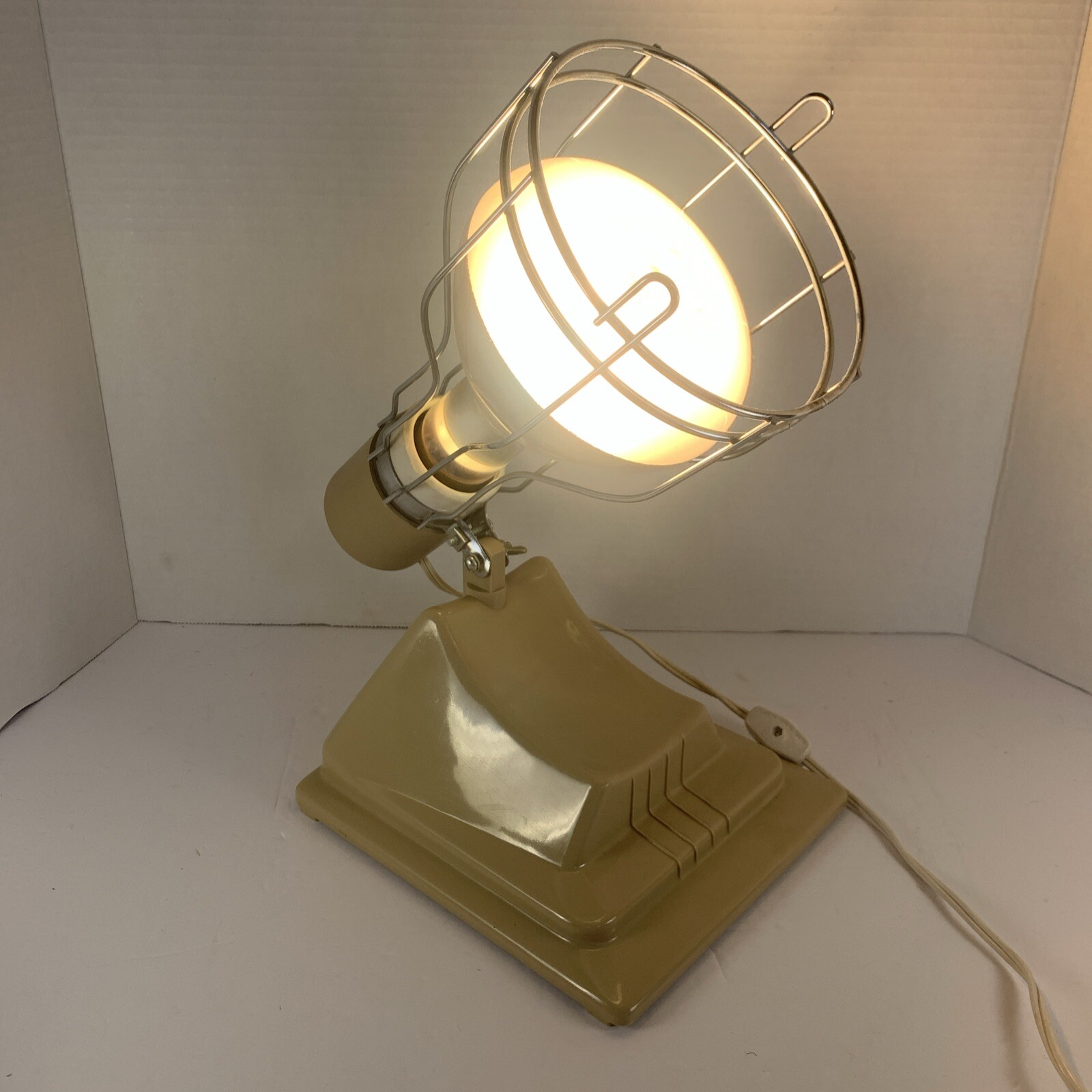Vtg Working GE Sunlamp Kit Adjustable Model #RSK-5 W/ Safety Cage~Atomic~Retro