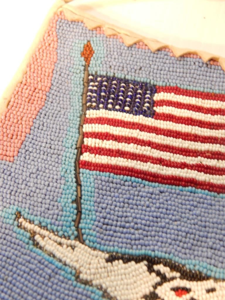 ANTIQUE / VINTAGE COEUR D'ALENE INDIAN BEADED PATRIOTIC PICTORIAL USA POUCH -