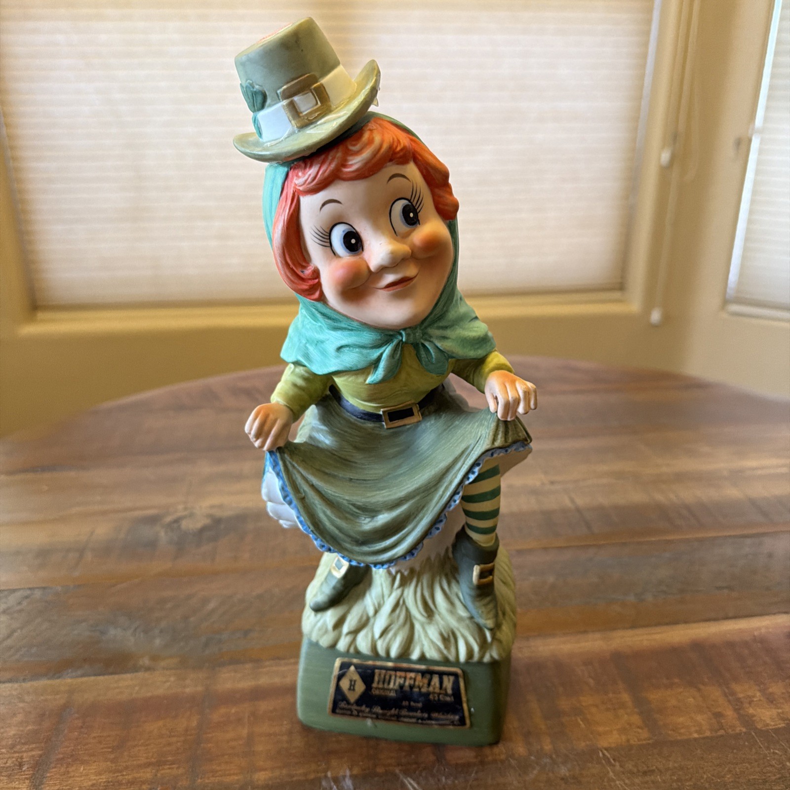 VTG 1974 Hoffman Mrs Lucky Leprechaun Musical Bourbon Whiskey Decanter *Tested VTG 1974 Hoffman Mrs Lucky Leprechaun Musical Bourbon Whiskey Decanter *Tested
