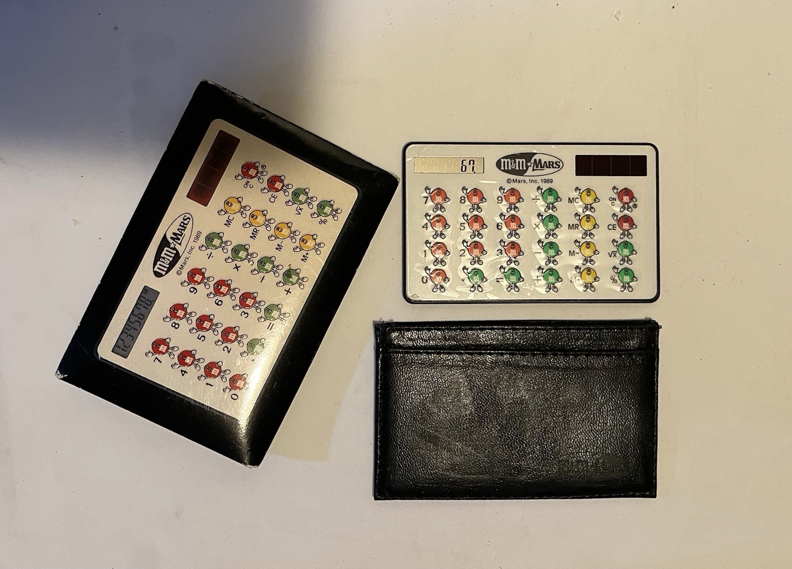 Vintage 1989 M&M Mars Solar Credit Card Calculator & Sleeve Factory Film Intact