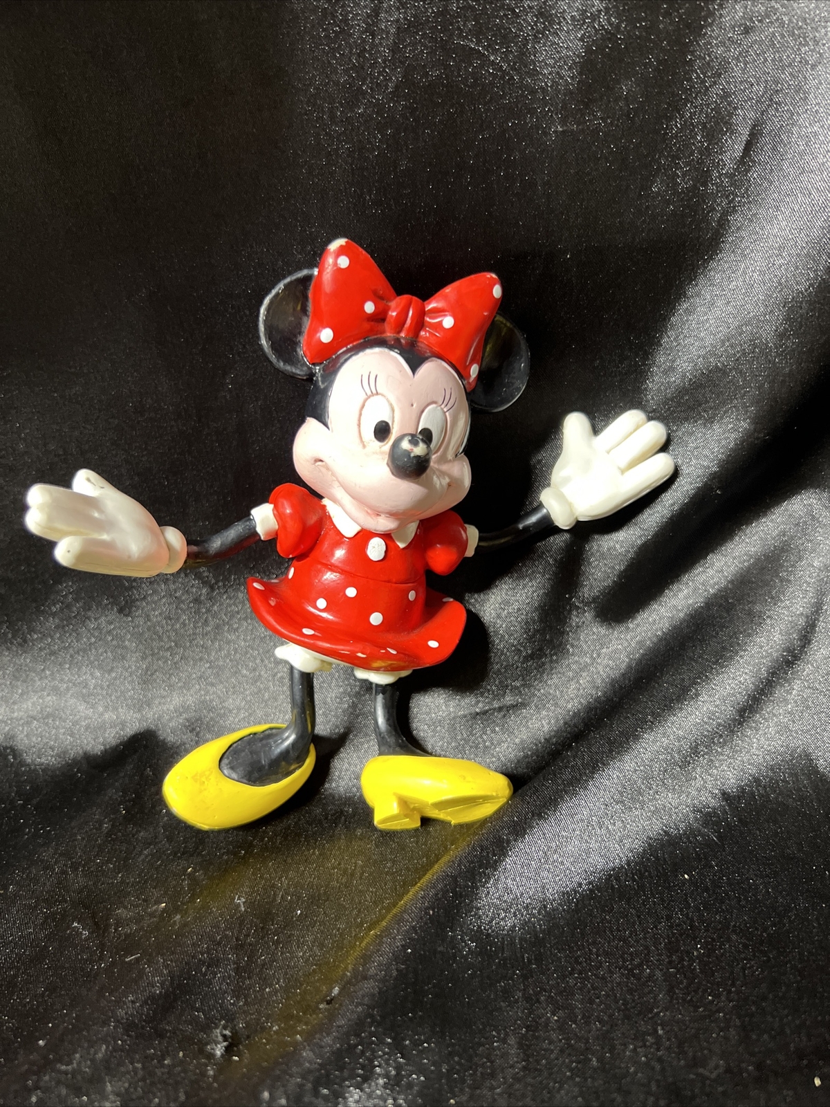 Disney Minnie Mouse Plastic Figurine Red Pokadot Dress Rubberized