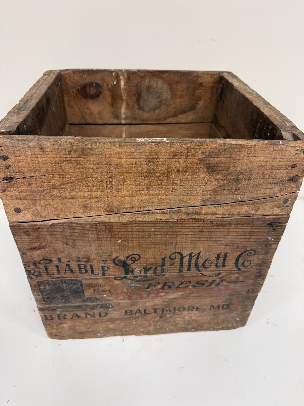 Scarce Wooden Lord Mott Oyster Crate / Baltimore MD - Measures 14 Scarce Wooden Lord Mott Oyster Crate / Baltimore MD - Measures 14