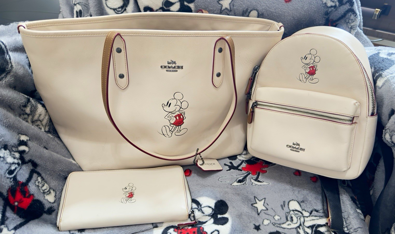 Coach Disney Mickey Mouse Large White Tote Handbag Backpack Zip-Around Wallet