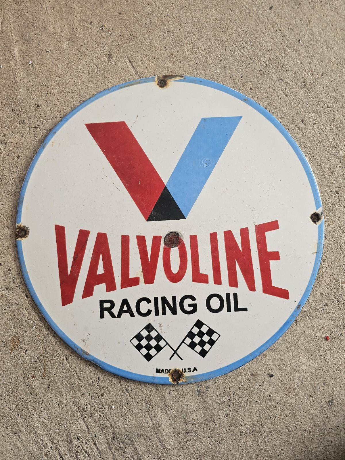 OLD VINTAGE 1950'S VALVOLINE RACING OIL PORCELAIN GAS PUMP 12 OLD VINTAGE 1950'S VALVOLINE RACING OIL PORCELAIN GAS PUMP 12