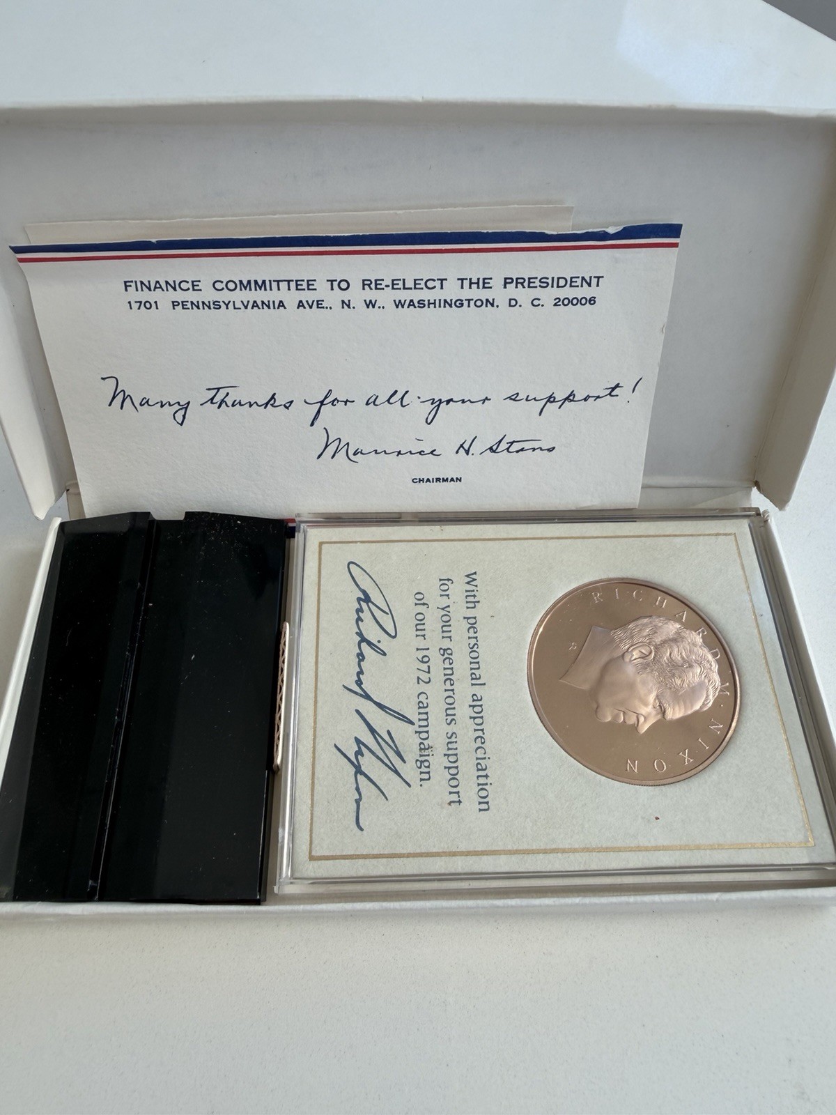 1972 Nixon Campaign Medal w/ Signature – Franklin Mint Solid Bronze GOP RNC