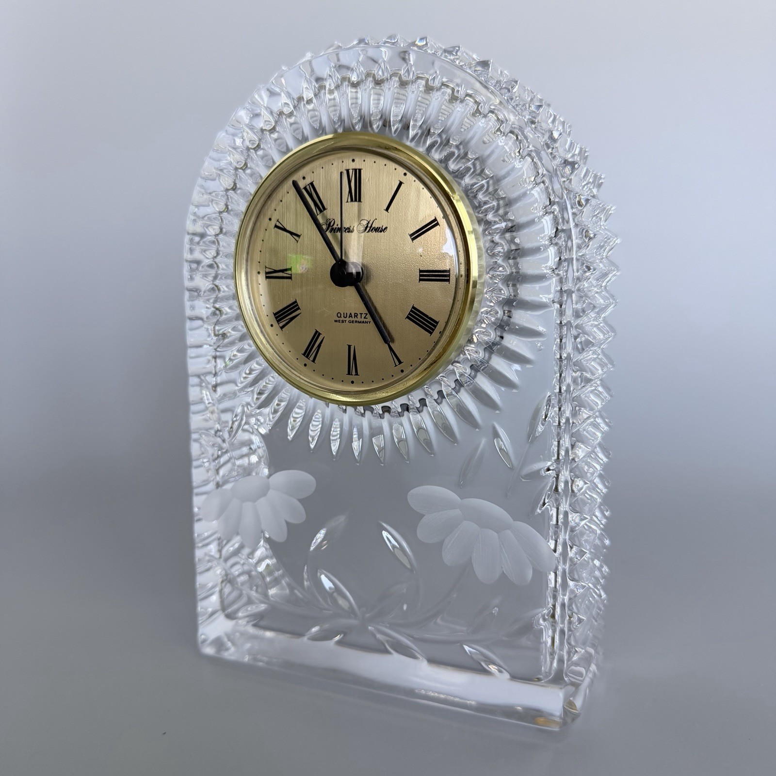 PRINCESS HOUSE Heritage Vintage Crystal Quartz Mantel Desk Clock M Cottagecore